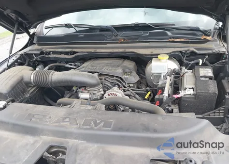 2021 Ram 1500 Big Horn 4X4 5'7 Box из США, поврежденный, VIN 1C6SRFFT1MN647851